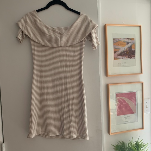 SOLD NWT Delacy Off Shoulder Striped Addison Dress - Picture 3 of 8